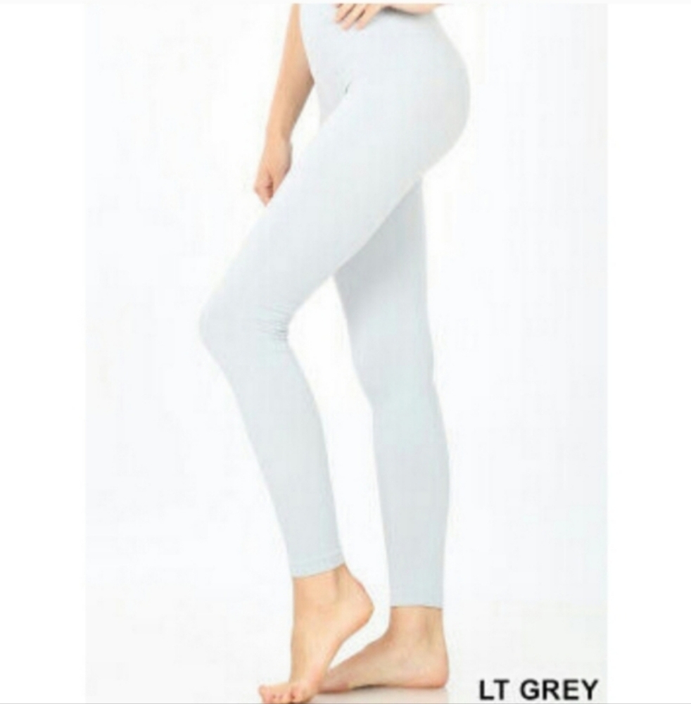 Zenana Outfitters Plus Size Leggings Light Gray